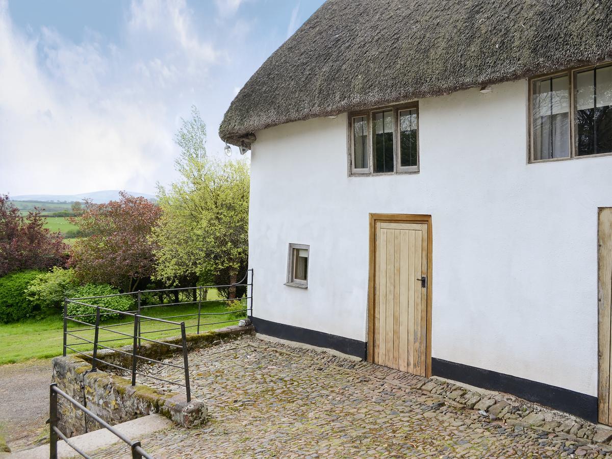 °MEADOW COTTAGE NORTH TAWTON (United Kingdom) | BOOKED